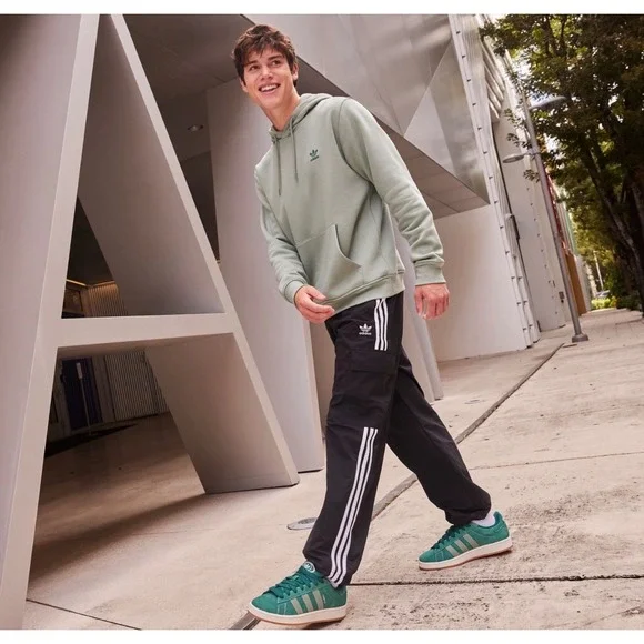 NEW Mens ADIDAS ORIGINALS CARGO Trefoil Track PANTS XL HR3364 Black White - Picture 7 of 7